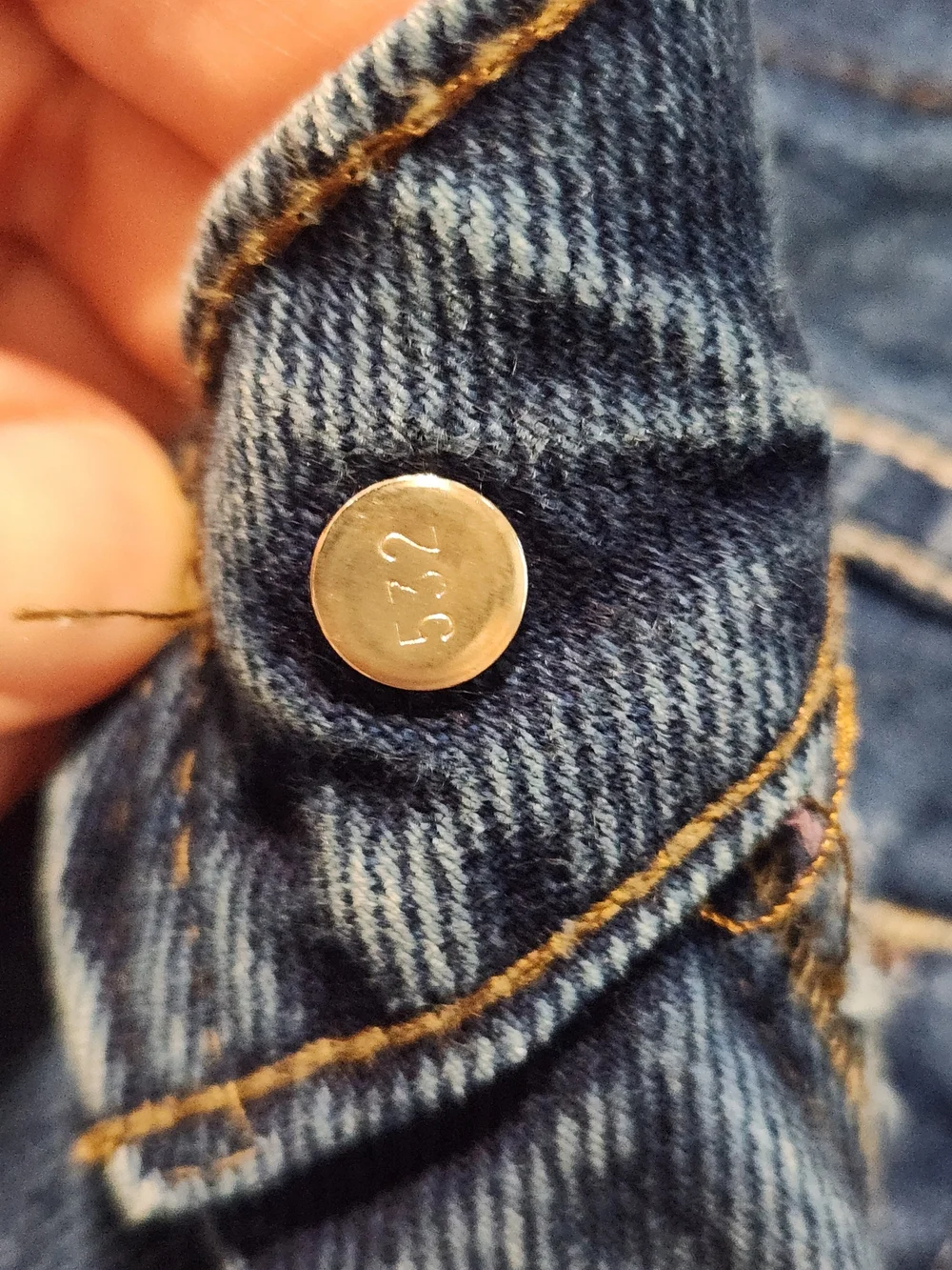 Vintage 90s Levi's Jeans Blue Label High Rise Taper Made in USA 26